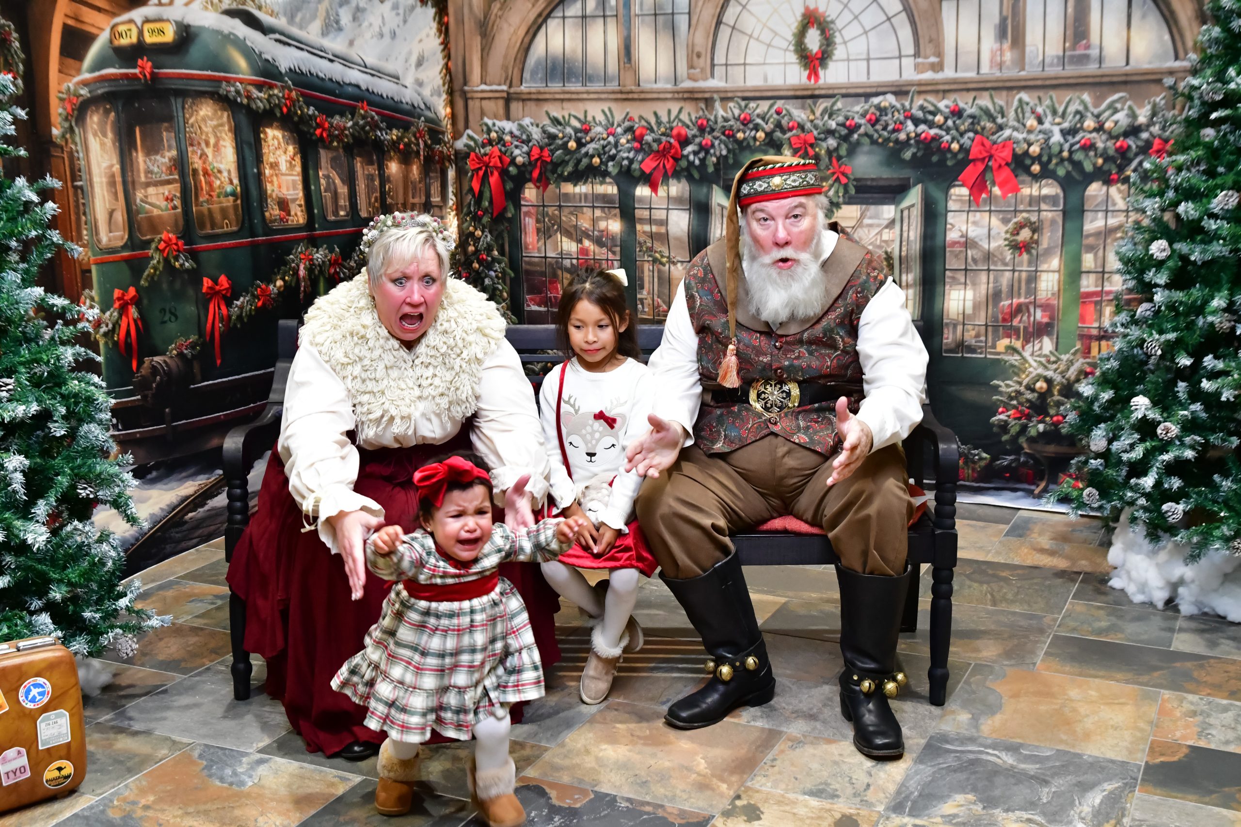 Santa_12_12_24 - Evening-741